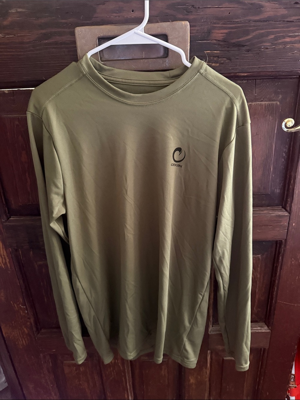 Origins Men's Long-Sleeve Performance Tee — Olive